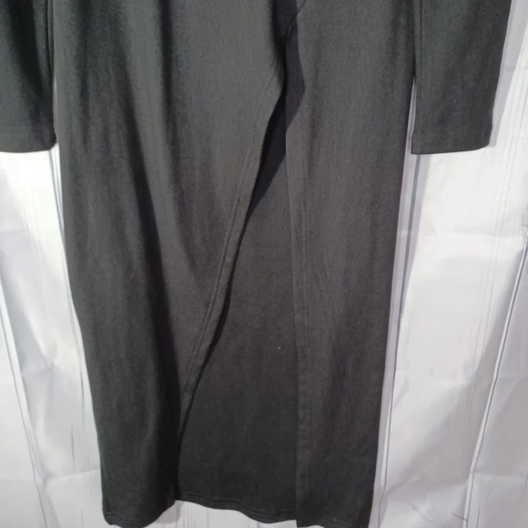 FHQ long sleeve turtle neck dress with slit on the side NWT - Picture 3 of 12